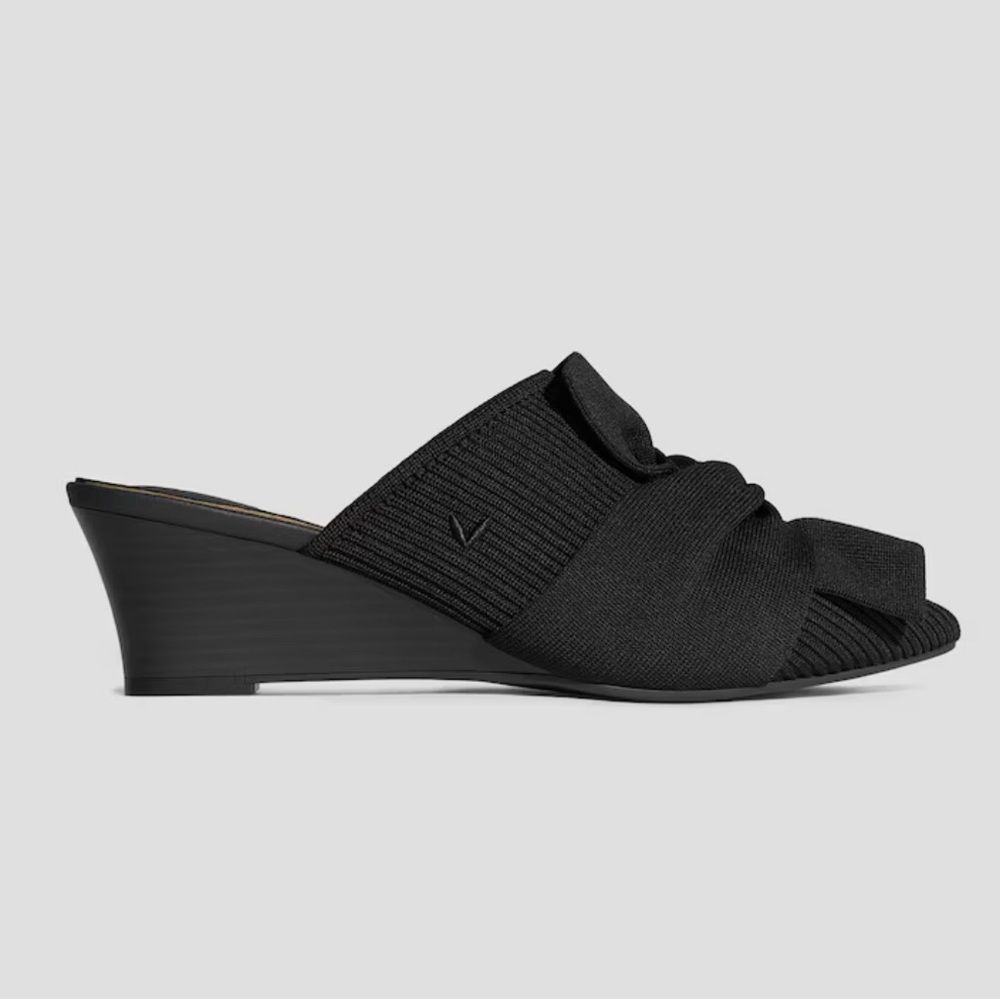 Vivaia Yaffa Wedge Black Knit Pointed Toe Comfort Mule size 37 (6.5) - Picture 2 of 11